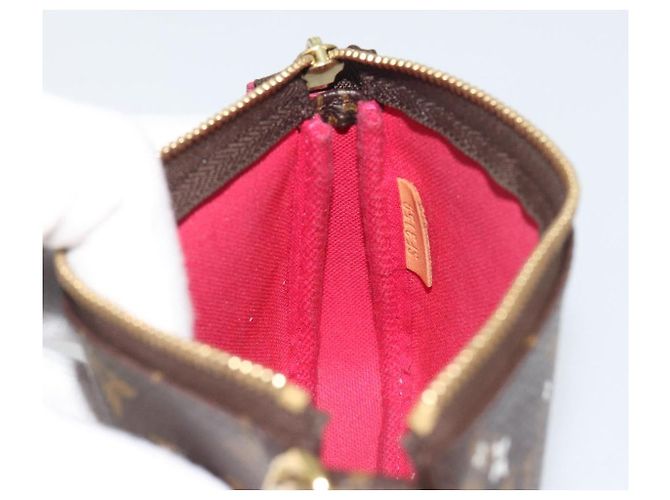 LOUIS VUITTON Monogram Vivienne Mini Pochette Accessoires M68490 LV - vista 21