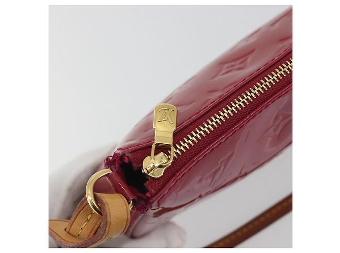 LOUIS VUITTON Vernis Pochette Accessoires Rose Andian M91574 - vista 10