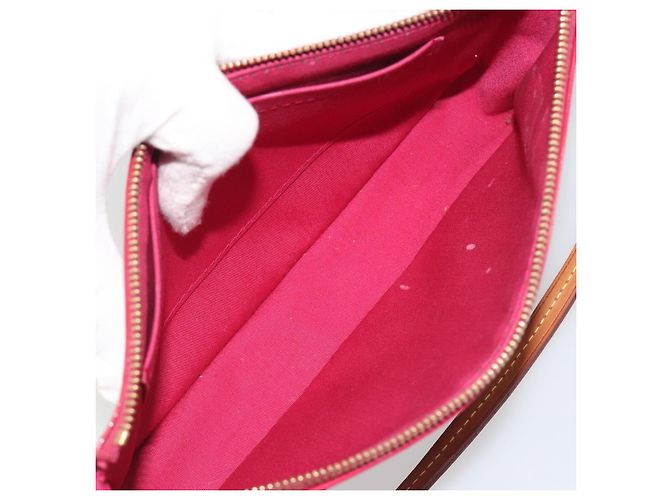 LOUIS VUITTON Vernis Pochette Accessoires Rose Andian M91574 - vista 11