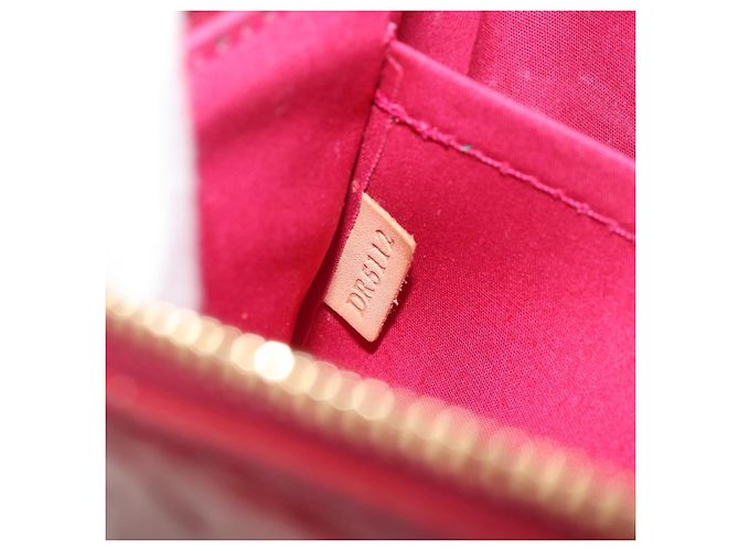LOUIS VUITTON Vernis Pochette Accessoires Rose Andian M91574 - vista 12