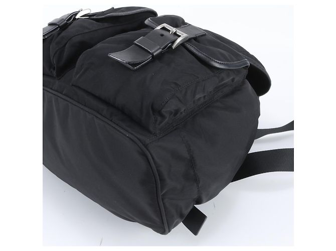 Prada Tessuto Nylon Rucksack mit Leder-Dreieckslogo Schwarz - Ansicht 4