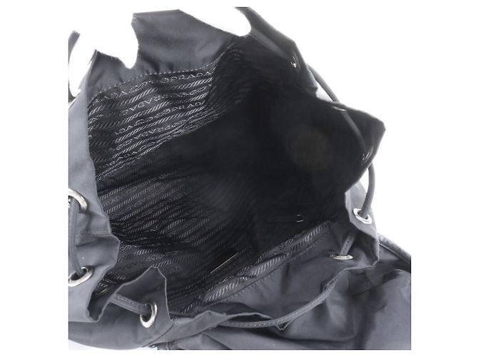 Prada Tessuto Nylon Rucksack mit Leder-Dreieckslogo Schwarz - Ansicht 7