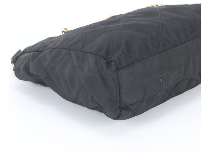 Borsa a tracolla in pelle e nylon Tessuto Prada con logo triangolare e catena Nero - vista 5