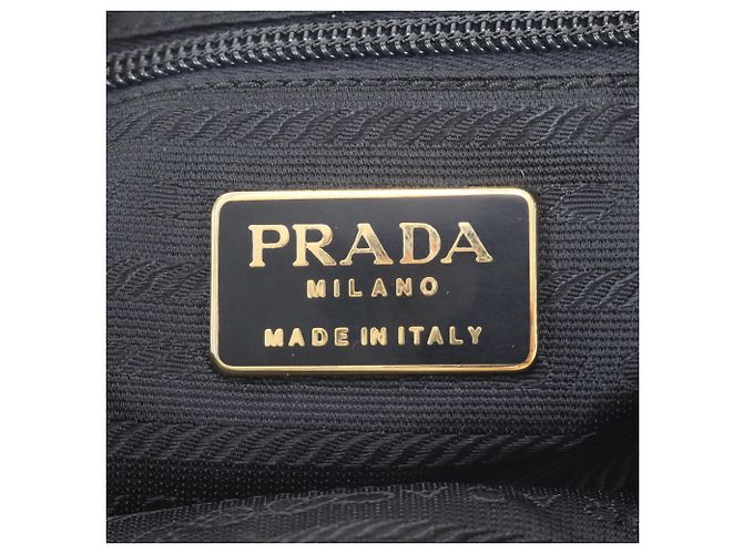 Borsa a tracolla in pelle e nylon Tessuto Prada con logo triangolare e catena Nero - vista 9