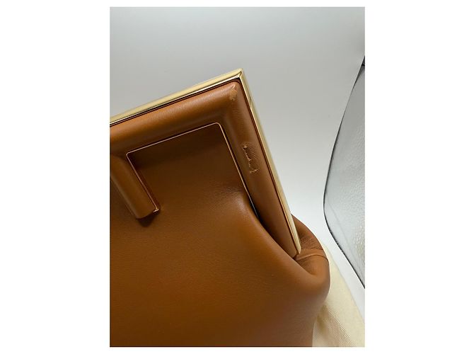 Borsa Fendi Peekaboo in pelle marrone - vista 2