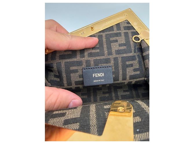 Borsa Fendi Peekaboo in pelle marrone - vista 8