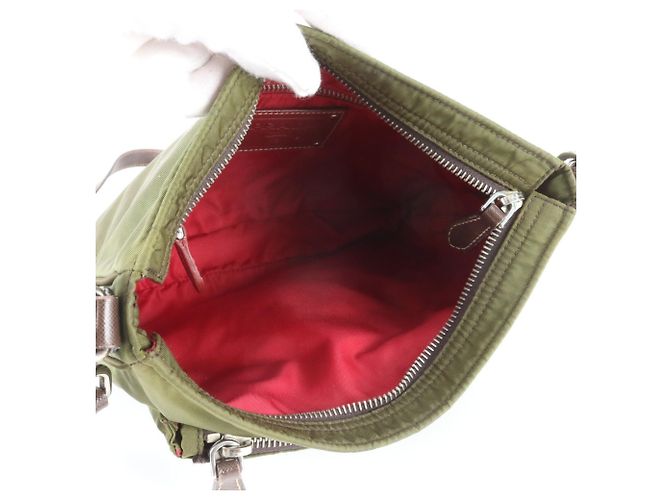Bolsa de Ombro Prada em Nylon Tessuto e Couro Verde Caqui - vista 7