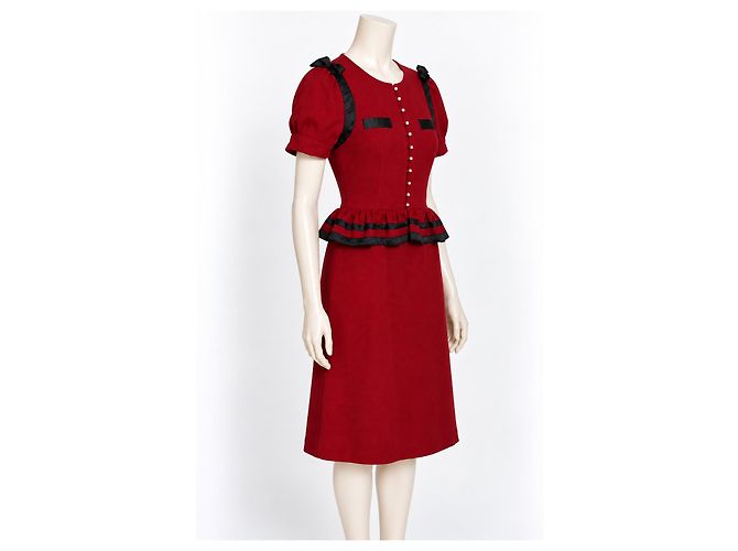 Anna Sui Rotes Wollkleid mit Peplum und schwarzen Bändern - Ansicht 2