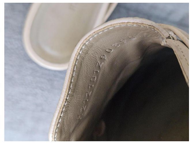 Hermès Beige Leather Mules - view 17