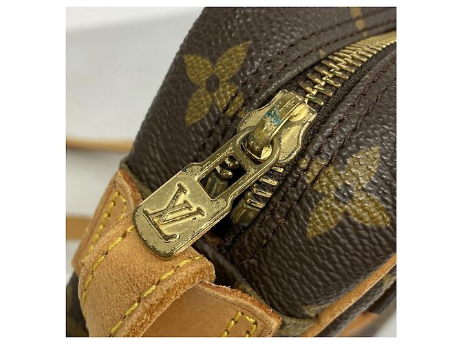 Borsa a tracolla Louis Vuitton Monogram Jeune Fille MM Marrone - vista 9