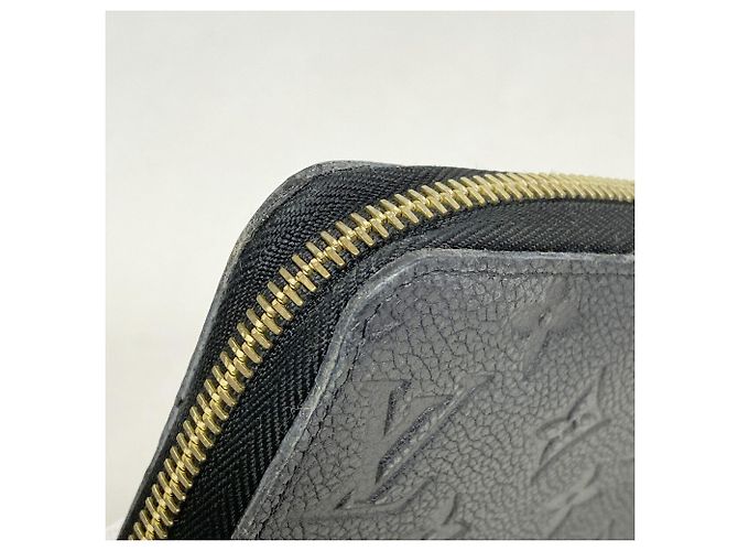 Louis Vuitton Monogram Empreinte Zippy Wallet - Noir Black - view 5