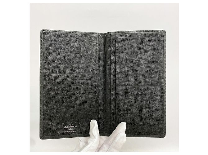 Louis Vuitton Ardoise Taiga Leather Long Bill Wallet Grey - view 3