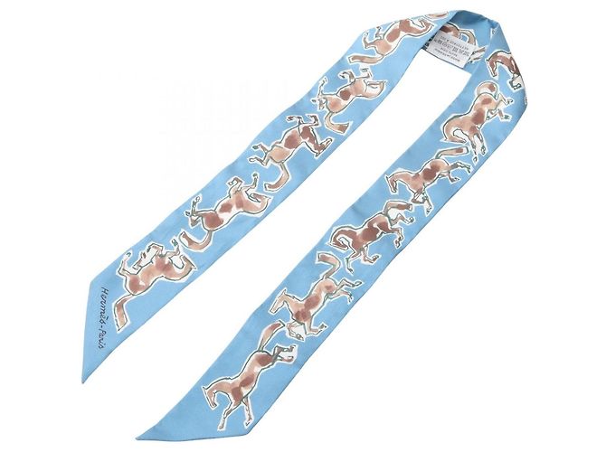 Silk In Hermès Pañuelo Hermes Twilly CHEVAUX EN LIBERTE Azul Multicolor - vista 2