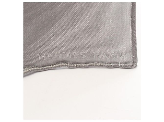 Hermès Hermes POCHETTE FACONNEE GRAND H Silk Scarf Marrone - vista 2