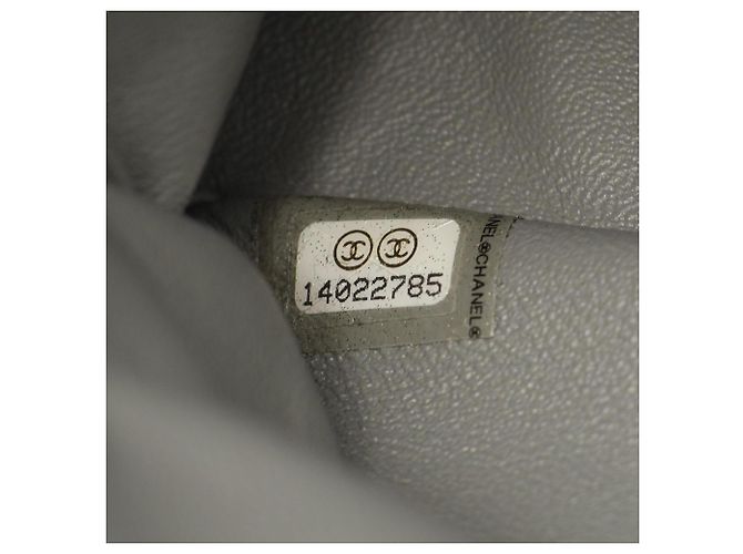 Borsa a tracolla Chanel 2.55 Matelassé Maxi Double Flap Marrone Bordò - vista 5