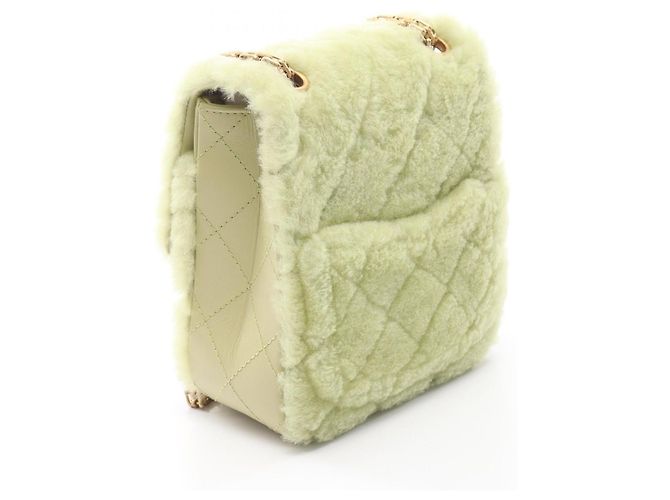 Borsa a tracolla Chanel 2.55 Matelassé Mademoiselle con catena Verde - vista 2