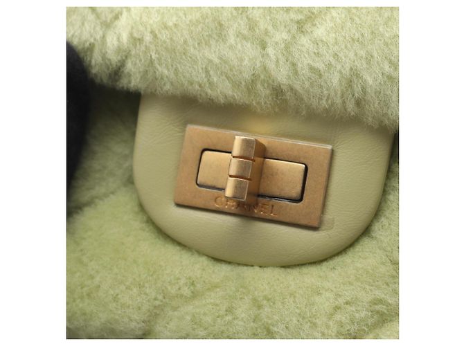 Borsa a tracolla Chanel 2.55 Matelassé Mademoiselle con catena Verde - vista 6