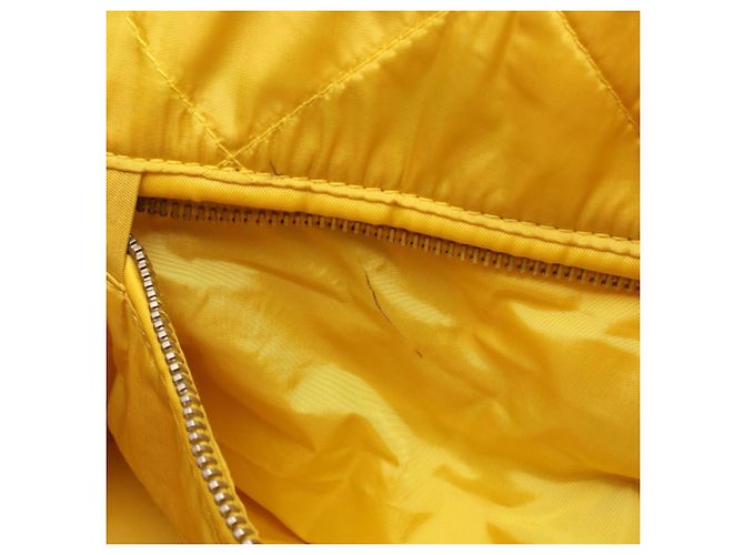 Bolso Prada Bomber amarillo de nylon y cuero - vista 8