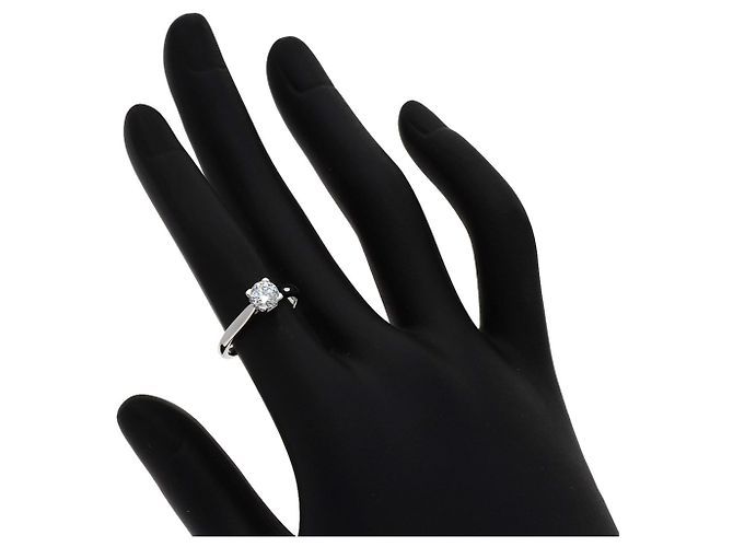 Anello Harry Winston HW Logo Diamanti - vista 7