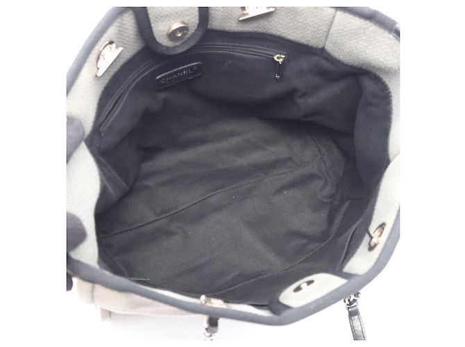 Bolso Tote Chanel Deauville Castaño Negro Blanco - vista 3