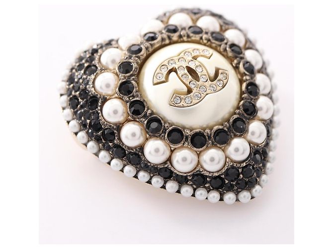 Chanel Coco Mark Heart Brosche Schwarz Weiß Golden - Ansicht 5