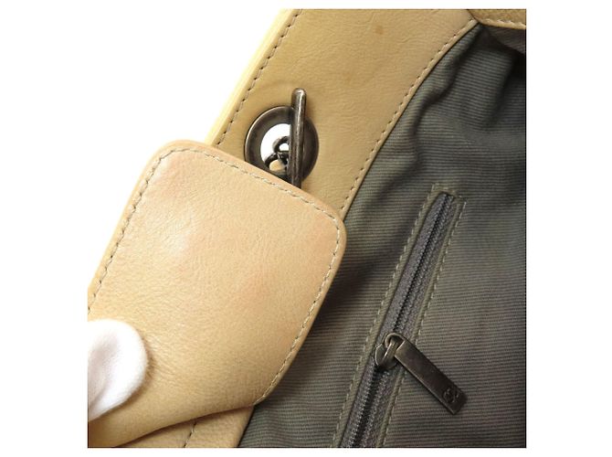Borsa a tracolla Chanel Wild Stitch in pelle di vitello Beige - vista 9