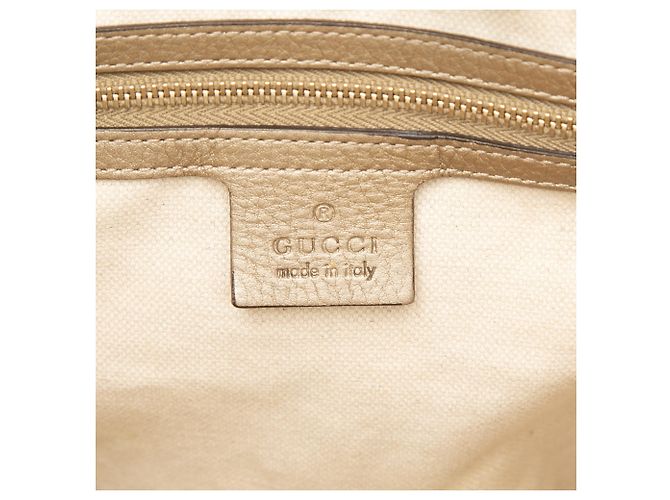 Gucci Bella Klappentasche aus beigem GG Canvas - Ansicht 5
