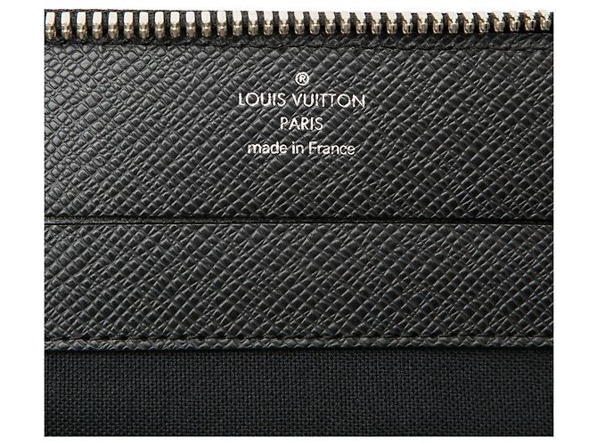 Louis Vuitton Black Taiga Vladimir Portfolio Nero - vista 5