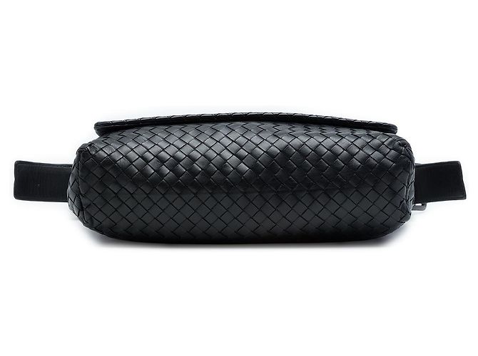 Bottega Veneta Black Nappa Intrecciato Messenger Bag - view 3