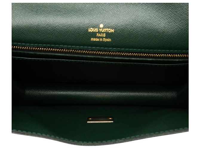 Louis Vuitton Green Taiga Selenga Grün Dunkelgrün - Ansicht 4