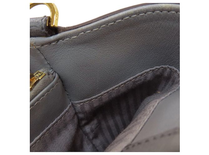 Fendi 2Jours 2-Way Handtasche aus grauem Leder - Ansicht 10