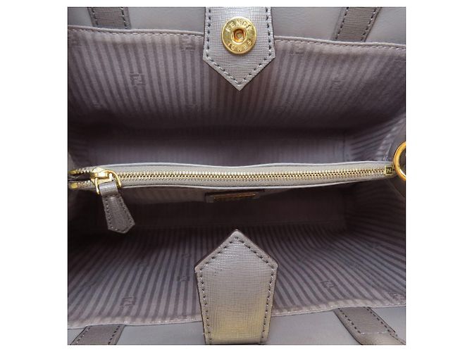 Fendi 2Jours 2-Way Handtasche aus grauem Leder - Ansicht 5