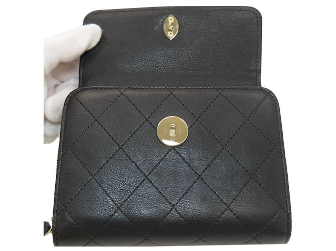 Chanel Coco Mark Matelassé Bi-fold Wallet Black - view 15