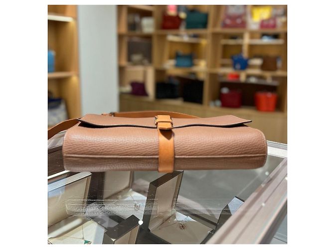 Hermès Bolsa de Ombro em Couro Marrom - vista 6