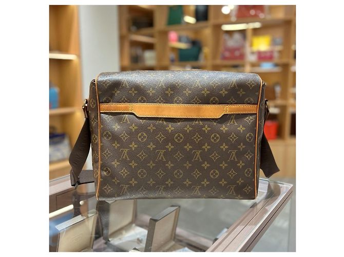 Louis Vuitton Monogram Messenger Bag Brown - view 2