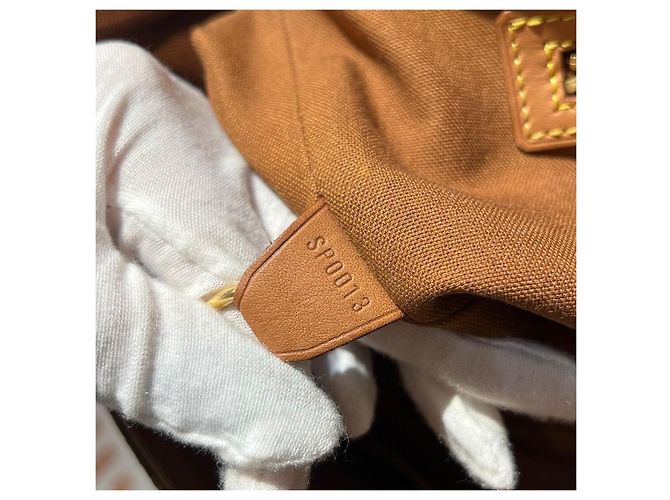 Louis Vuitton Monogram Messenger Bag Brown - view 7