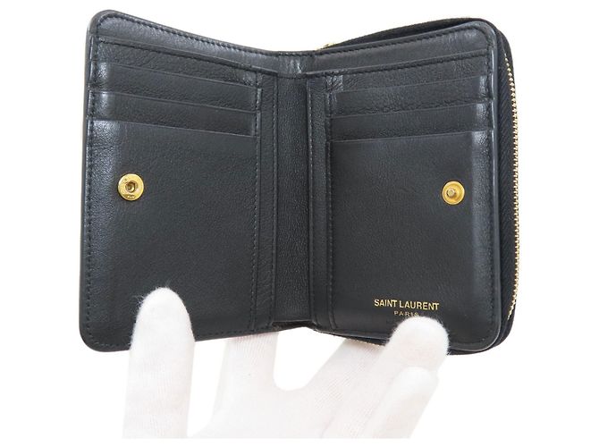 Yves Saint Laurent Cassandra Bi-fold Geldbörse Schwarz - vista 4