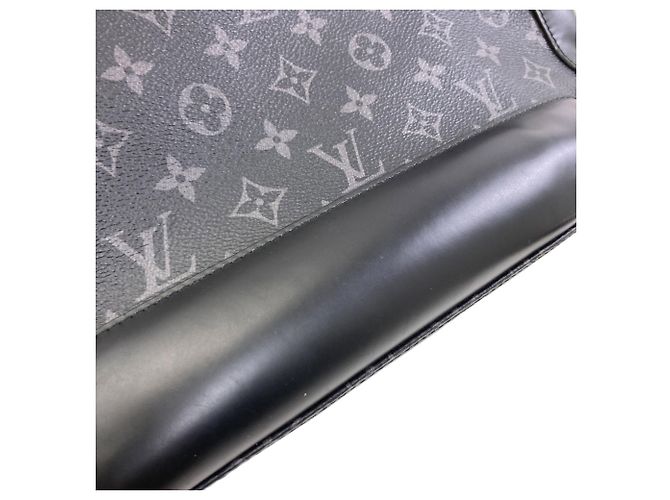Sac à bandoulière Louis Vuitton Monogram Eclipse Messenger Voyage Monogramme - vue 10