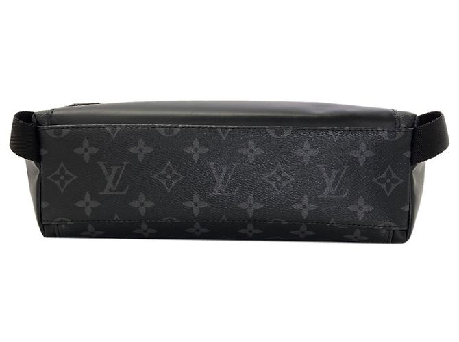 Sac à bandoulière Louis Vuitton Monogram Eclipse Messenger Voyage Monogramme - vue 4