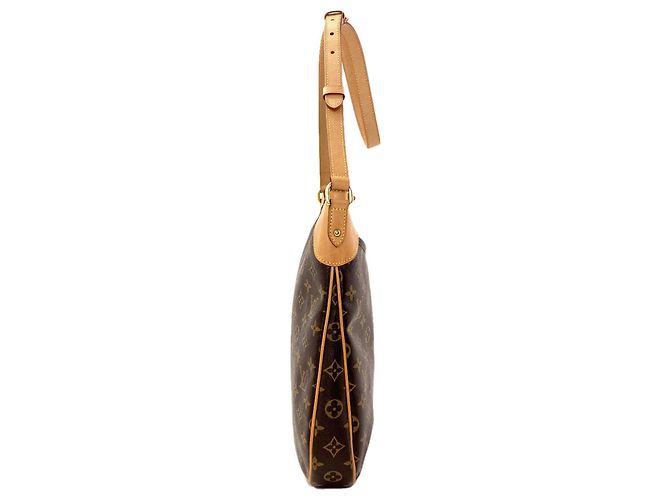 Louis Vuitton Odeon MM Shoulder Bag Monogram - view 3
