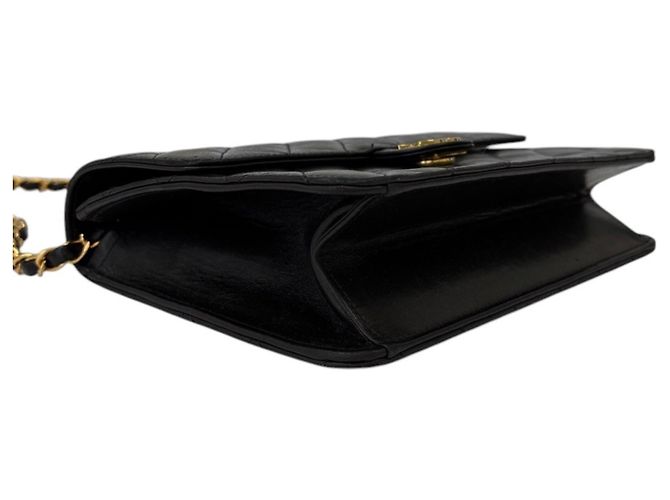Chanel Matelassé Lambskin Shoulder Bag Black - view 4