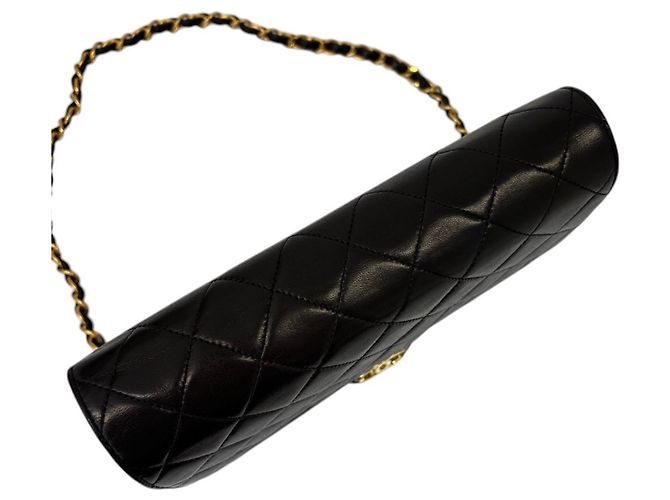 Chanel Matelassé Lambskin Shoulder Bag Black - view 5