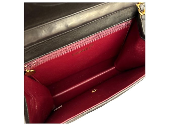 Chanel Matelassé Lambskin Shoulder Bag Black - view 7