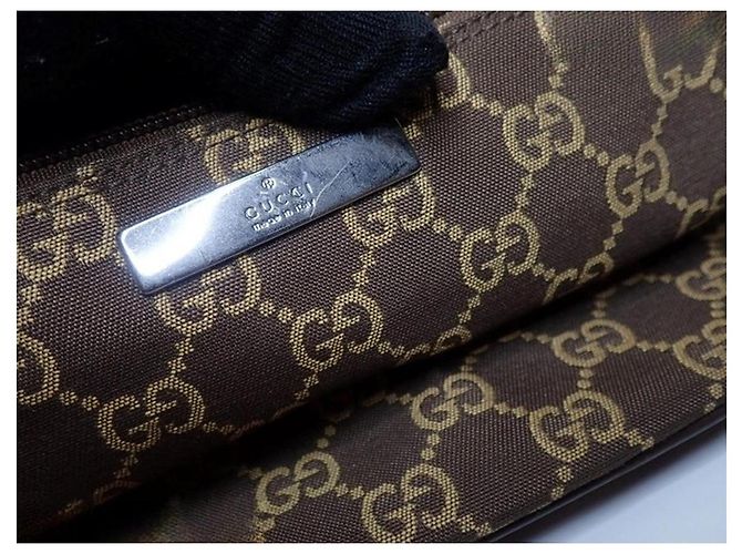 Gucci Pochette Boat in tela GG marrone - vista 2