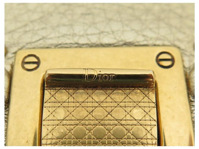 Christian Dior NUOVA BORSA A MANO DIOR DIORAMA SMALL PELLE GRANA DORATA CON TRACOLLA D'oro - vista 6