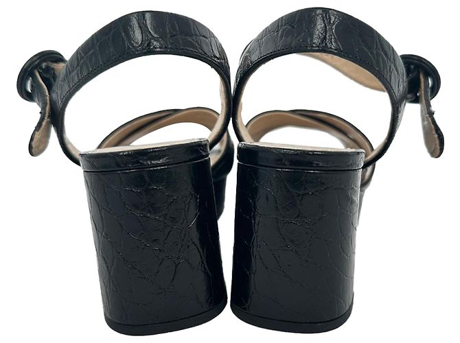 Sandali con platform Prada in pelle verniciata nera con effetto coccodrillo e cinturini incrociati Nero - vista 6