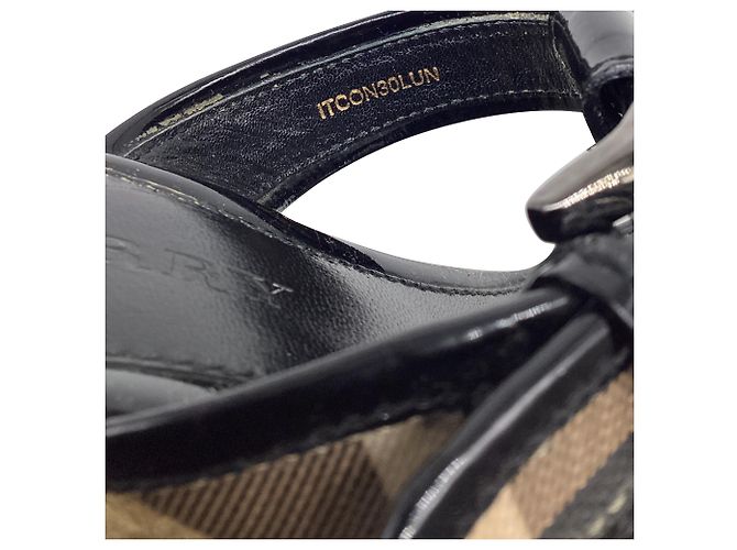 Décolleté Slingback Manolo Blahnik in pelle nera Stampa python - vista 11