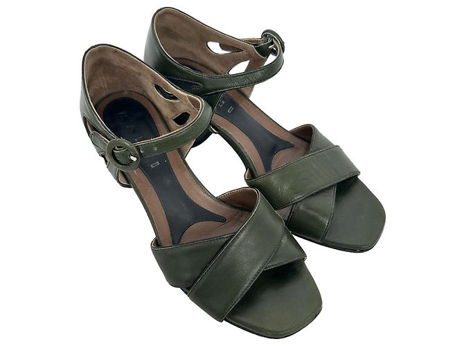 Tacchi a blocco Marni in pelle olive green Verde Verde oliva - vista 4