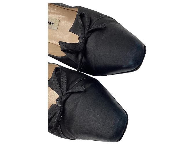 Décolleté Manolo Blahnik in pelle nera Nero - vista 7