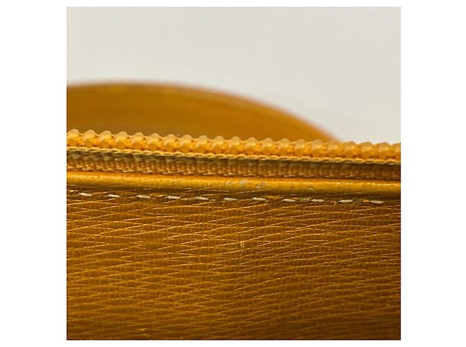 Borsa a mano Burberry in pelle gialla Giallo - vista 12